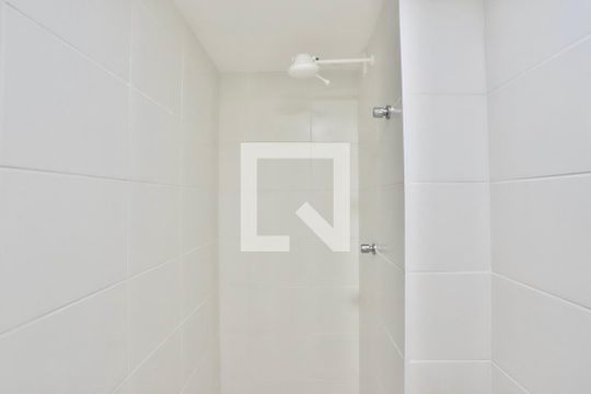 Banheiro de apartamento para alugar com 1 quarto, 25m² em Vila Cláudia, São Paulo