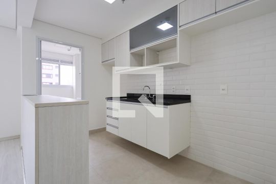 Cozinha de apartamento para alugar com 1 quarto, 45m² em Santana, São Paulo