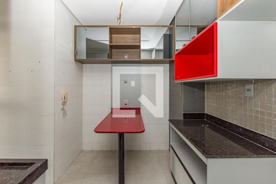 Cozinha de apartamento para alugar com 2 quartos, 80m² em Santo Agostinho, Belo Horizonte