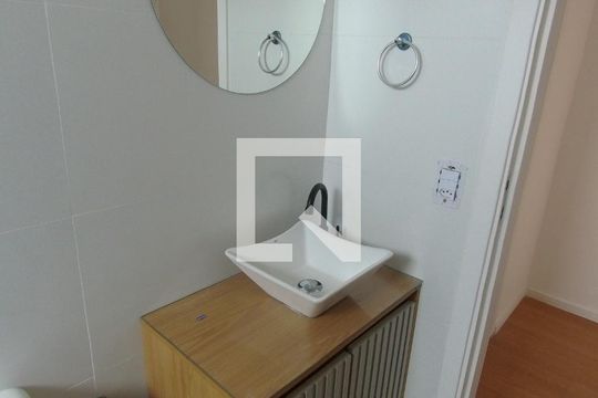 Banheiro  de apartamento para alugar com 2 quartos, 45m² em Pte. Grande, Guarulhos