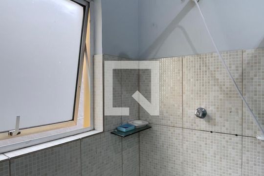 Casa 1 Banheiro  de casa à venda com 8 quartos, 300m² em Cidade Antônio Estêvão de Carvalho, São Paulo