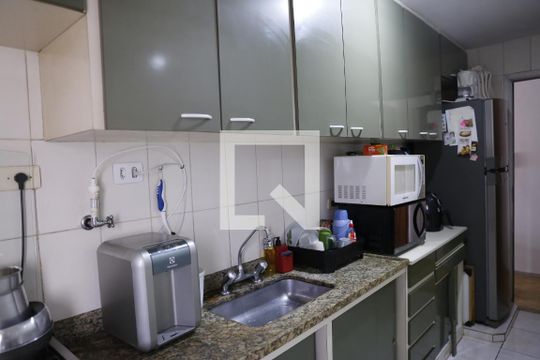 Cozinha de apartamento à venda com 3 quartos, 78m² em City América, São Paulo