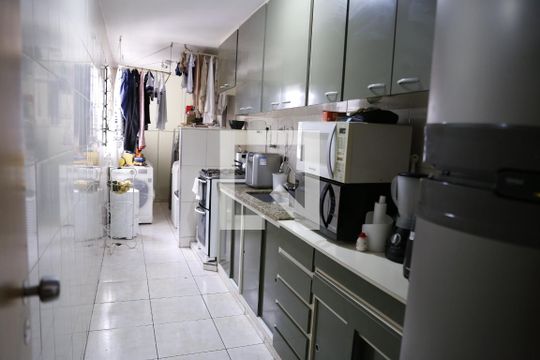 Cozinha de apartamento à venda com 3 quartos, 78m² em City América, São Paulo
