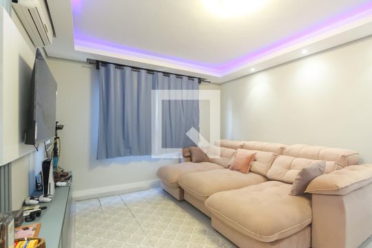 Sala de apartamento à venda com 3 quartos, 90m² em Jardim do Salso, Porto Alegre