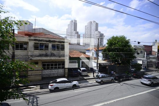 Vista de casa à venda com 3 quartos, 250m² em Cambuci, São Paulo