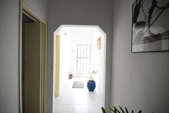 Corredor de casa à venda com 3 quartos, 250m² em Cambuci, São Paulo