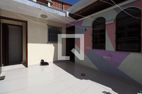 Quintal de casa à venda com 3 quartos, 246m² em Barcelona, São Caetano do Sul