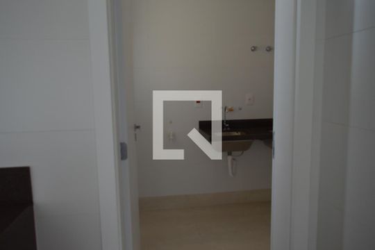 Área de Serviço de apartamento à venda com 5 quartos, 179m² em Centro, Contagem