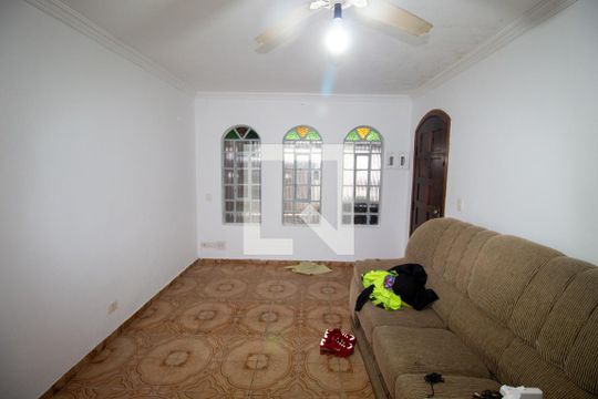 Sala de casa à venda com 3 quartos, 350m² em Cidade Líder, São Paulo