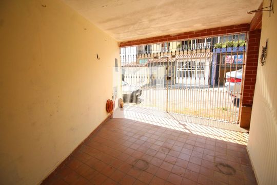 Garagem de casa à venda com 1 quarto, 80m² em Parada Inglesa, São Paulo