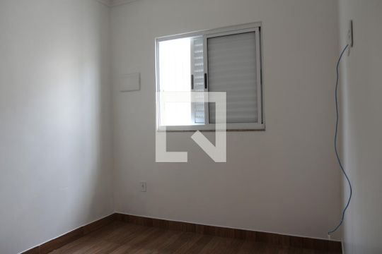 Quarto 2 de casa de condomínio para alugar com 2 quartos, 42m² em Vila Antonieta, São Paulo