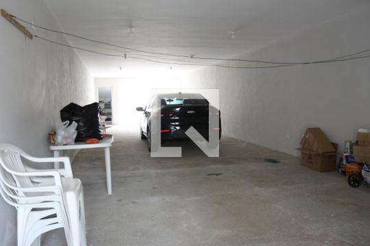 Garagem de casa à venda com 3 quartos, 275m² em Vila Alpina, São Paulo