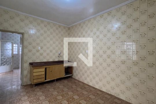 Cozinha de casa para alugar com 2 quartos, 70m² em Vila Matilde, São Paulo
