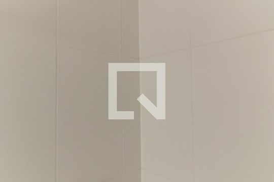 Banheiro de kitnet/studio para alugar com 1 quarto, 27m² em Vila Buarque, São Paulo