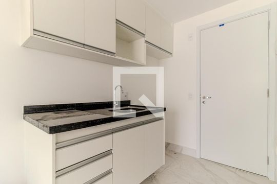 Cozinha de kitnet/studio para alugar com 1 quarto, 27m² em Vila Buarque, São Paulo