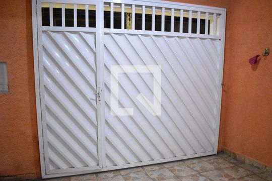 Detalhe da Garagem de casa para alugar com 1 quarto, 50m² em Campo Grande, Rio de Janeiro