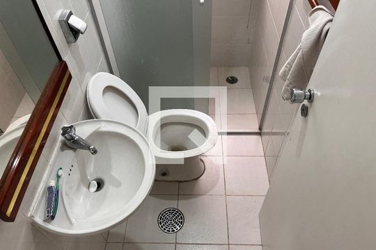 Banheiro 1 de apartamento para alugar com 3 quartos, 480m² em Pacaembu, São Paulo