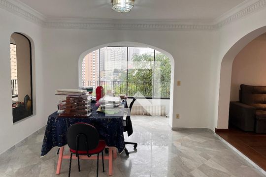 Apartamento para alugar com 3 quartos, 480m² em Pacaembu, São Paulo
