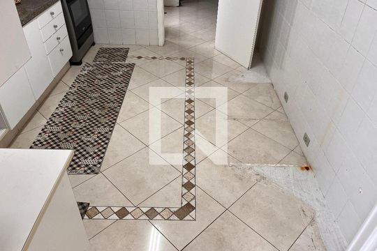 Cozinha de apartamento para alugar com 3 quartos, 480m² em Pacaembu, São Paulo