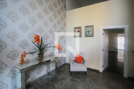 Hall de apartamento para alugar com 2 quartos, 258m² em Vila Formosa, São Paulo