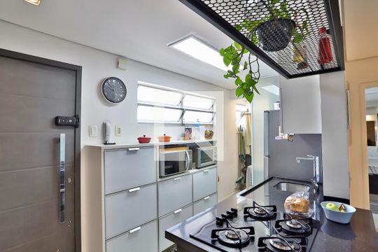 Cozinha de apartamento à venda com 2 quartos, 51m² em Mooca, São Paulo