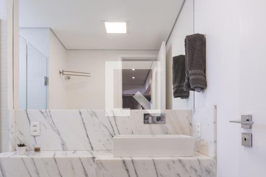 Banheiro de apartamento à venda com 2 quartos, 51m² em Mooca, São Paulo