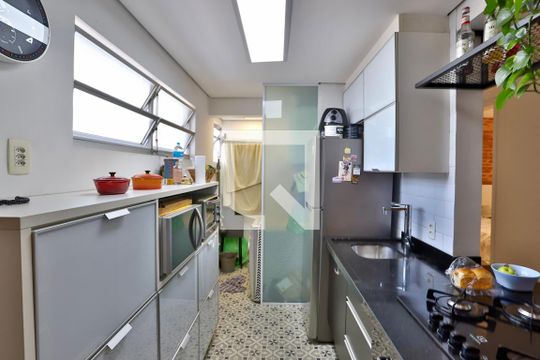 Cozinha de apartamento à venda com 2 quartos, 51m² em Mooca, São Paulo