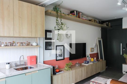 Kitnet/Studio à venda com 1 quarto, 37m² em Pinheiros, São Paulo