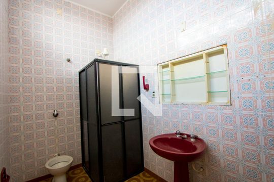 Banheiro de apartamento para alugar com 2 quartos, 60m² em Vila Suíça, Santo André