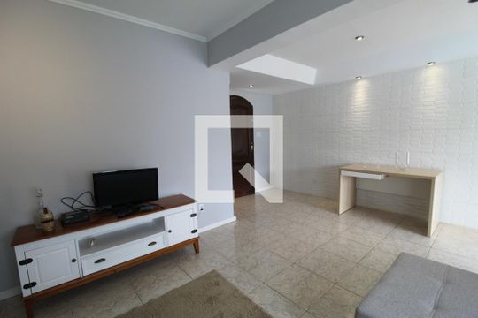 Sala de casa para alugar com 3 quartos, 298m² em Freguesia (jacarepaguá), Rio de Janeiro