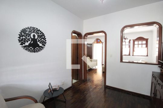Biblioteca de casa para alugar com 4 quartos, 326m² em Castelo, Belo Horizonte