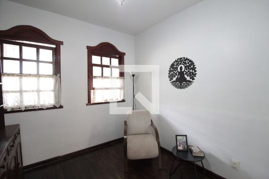 Biblioteca de casa para alugar com 4 quartos, 326m² em Castelo, Belo Horizonte