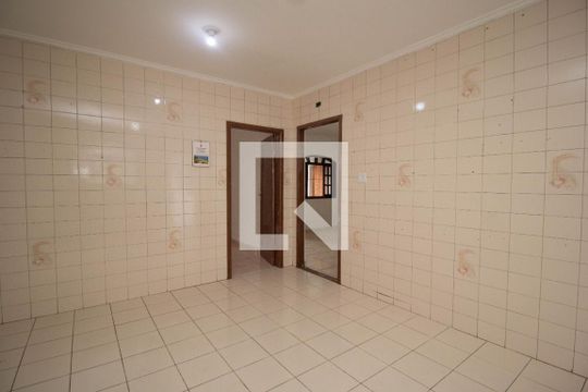 Cozinha de casa à venda com 2 quartos, 140m² em Chácara Inglesa, São Paulo