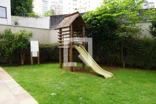 Playground de kitnet/studio para alugar com 1 quarto, 30m² em Sumarezinho, São Paulo