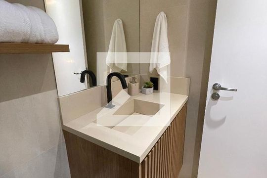 Banheiro da Suíte de apartamento à venda com 1 quarto, 36m² em Butantã, São Paulo