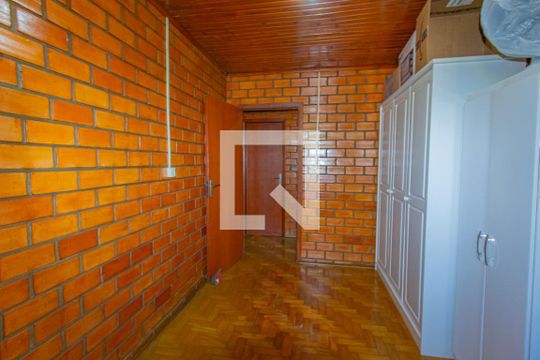 Quarto 1 de casa à venda com 3 quartos, 182m² em Rio Branco, Canoas