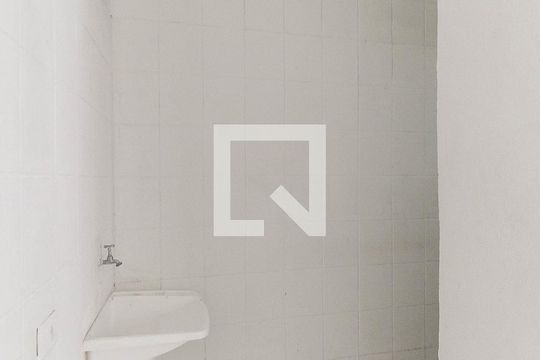 Área de Serviço de casa para alugar com 1 quarto, 21m² em Jardim Helena, São Paulo