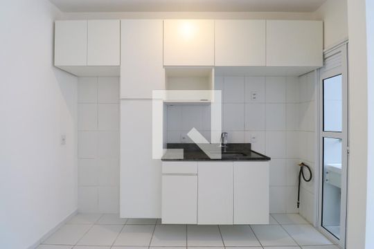 Cozinha de apartamento à venda com 1 quarto, 45m² em Barra Funda, São Paulo