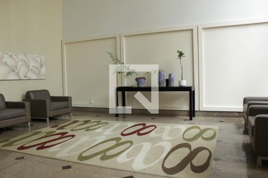 Hall Social de apartamento à venda com 2 quartos, 72m² em Jardim Paulista, São Paulo
