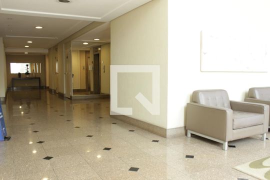 Hall de apartamento à venda com 2 quartos, 72m² em Jardim Paulista, São Paulo