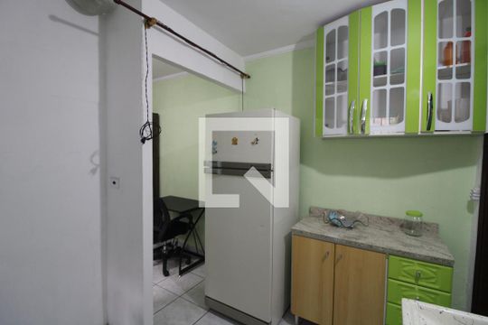Cozinha de casa para alugar com 1 quarto, 50m² em Santo Amaro, São Paulo