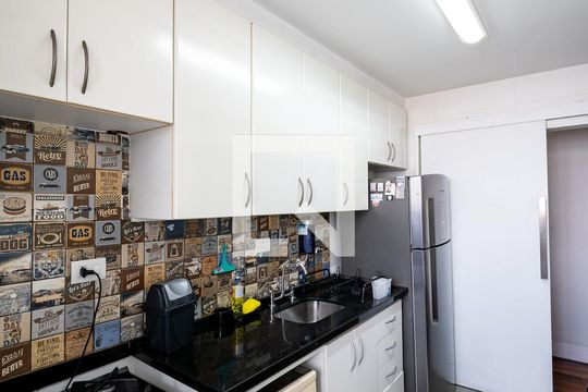 Cozinha de apartamento à venda com 2 quartos, 60m² em Vila Santa Catarina, São Paulo