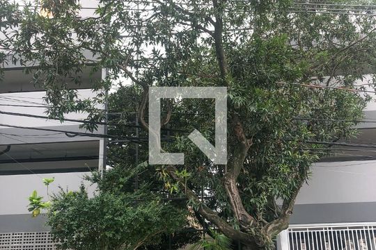 Fachada de apartamento para alugar com 1 quarto, 40m² em Vila Centenário, São Paulo