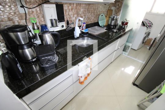 Cozinha de apartamento à venda com 2 quartos, 70m² em Jardim Parque Morumbi, São Paulo