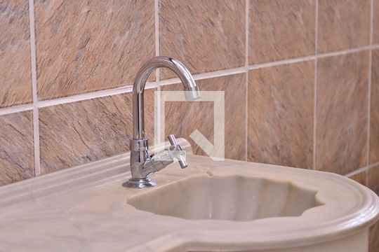 Detalhe Banheiro Social 2 de casa à venda com 2 quartos, 90m² em Jardim, Santo André