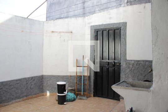 Área de Serviço de casa para alugar com 1 quarto, 35m² em Vila Prudente, São Paulo