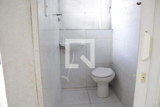 Banheiro de casa para alugar com 1 quarto, 35m² em Vila Prudente, São Paulo