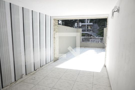 Varanda de casa à venda com 3 quartos, 110m² em Nossa Senhora do O, São Paulo