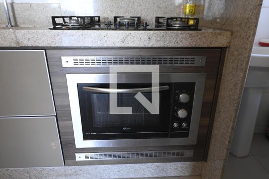 Cozinha de apartamento para alugar com 2 quartos, 78m² em Jardim Goiás, Goiânia