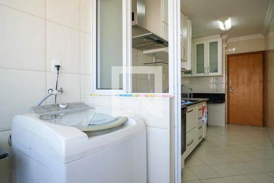 Área de Serviço de apartamento para alugar com 3 quartos, 85m² em Santa Maria, São Caetano do Sul